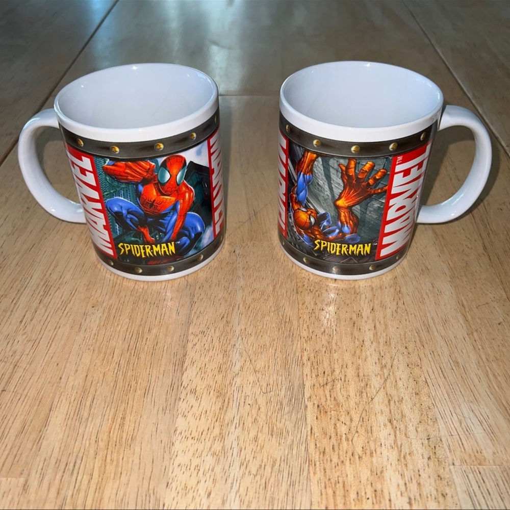 2 Marvel Spiderman Mugs